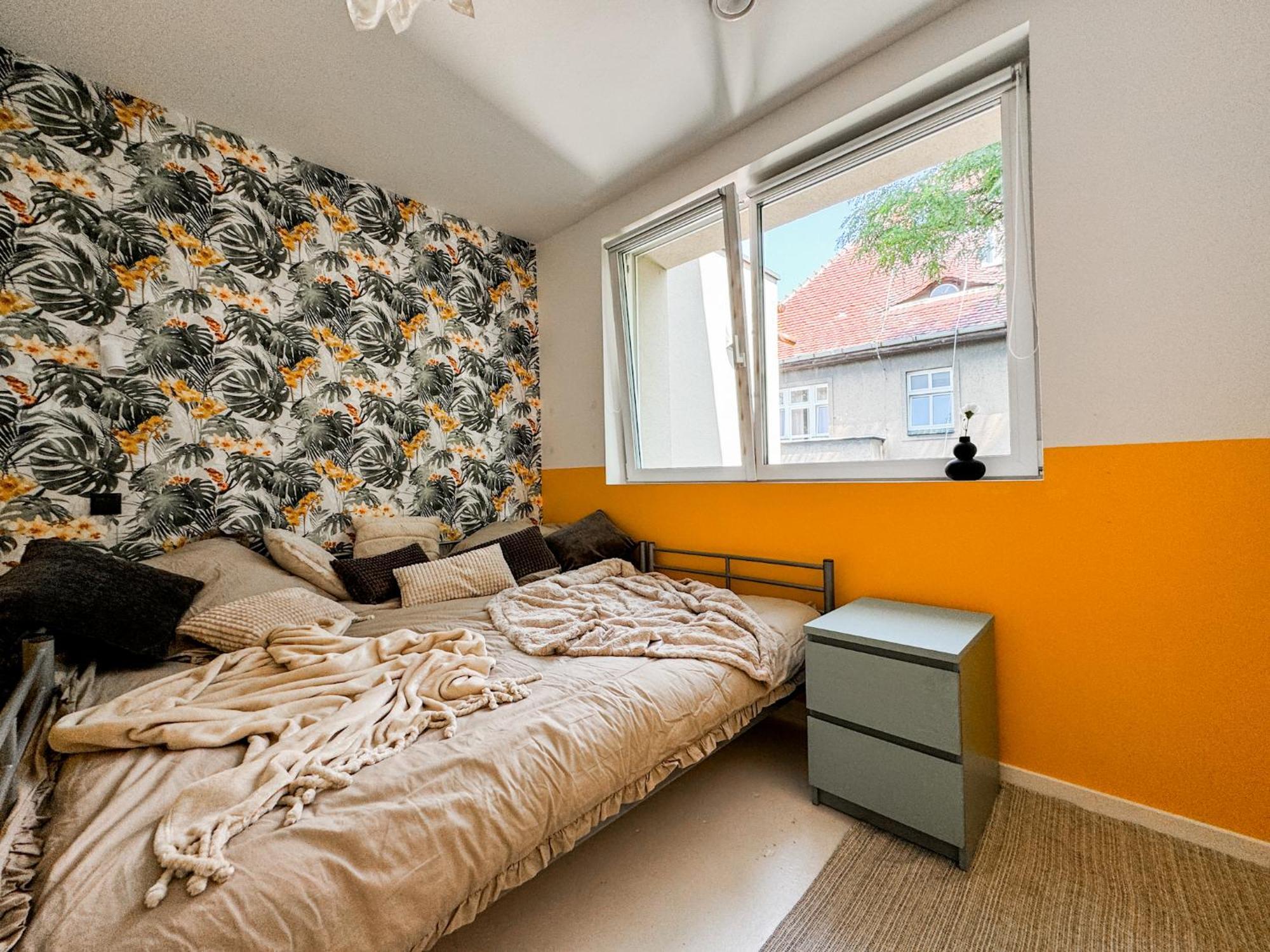 Modern 4bd, 2 Balcony, Family & Work Haven! Near Park & Bus Stop Apartment Wroclaw